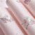 七色の格子の壁紙は、部屋の環境保護不織布の壁紙を温めて、男性と女性の部屋に住むマルチメディア壁紙3 D立体レリエフ彫刻漫画猫テレビ背景の壁壁紙W 6101薄いピンクです。