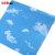 楽尔曼ウォーカーの絵は直接壁の部屋に贴って青い空と白い云の60センチェメートの絵*10メトルを饰ります。